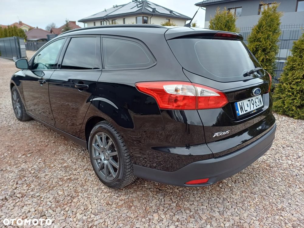 Ford Focus 1.6 TDCi DPF Ambiente - 12