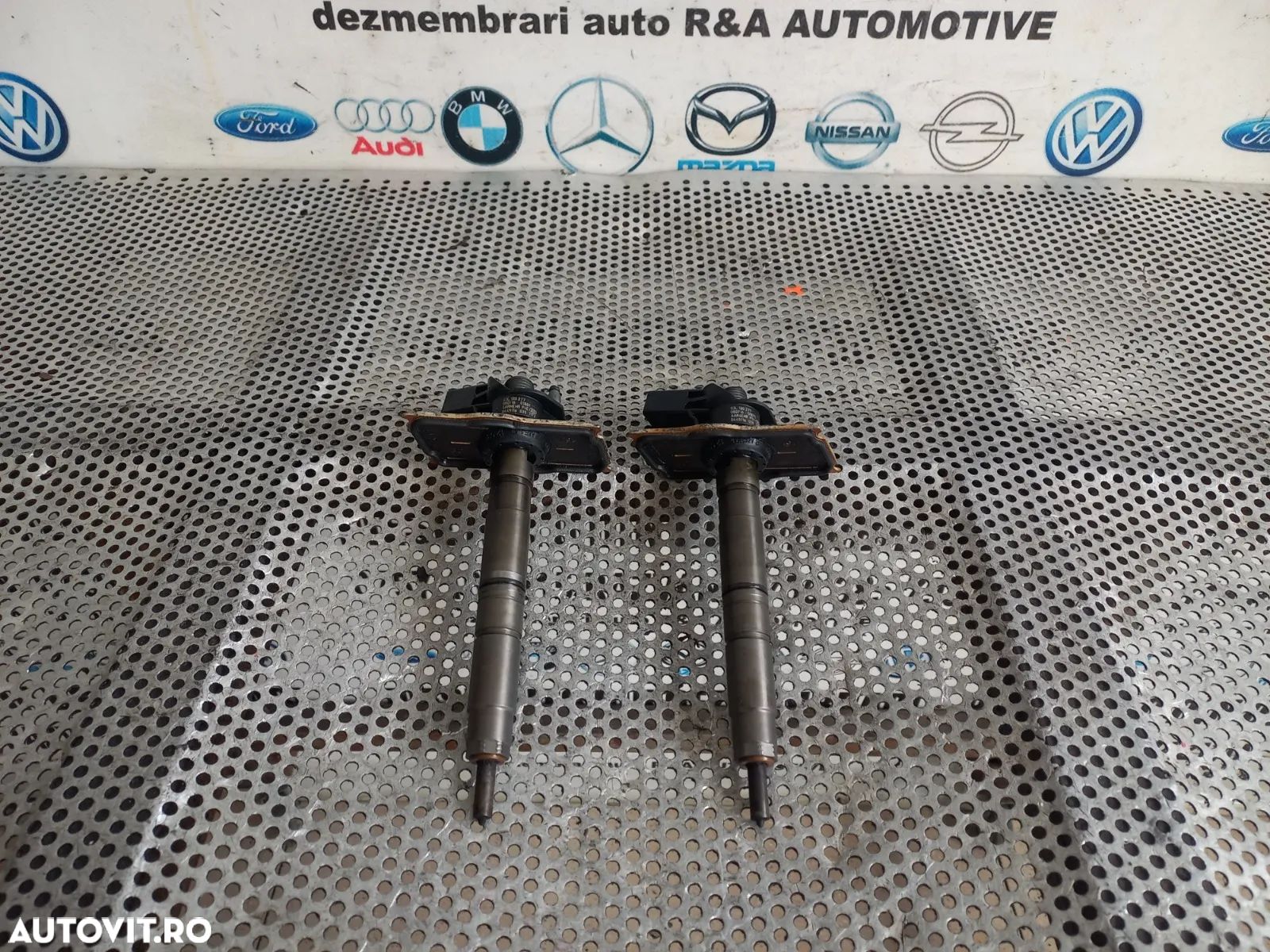 Injectoare Injector Vw Seat Skoda Audi 2.0 Tdi Euro 5 Cod 03L A4 B8 A5 Passat CC Octavia Tiguan Leo - 1