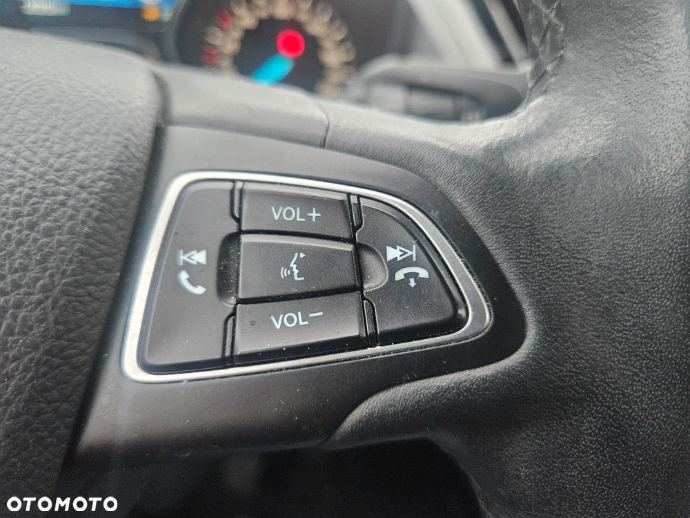 Ford Kuga 1.5 EcoBoost FWD Edition ASS GPF - 17