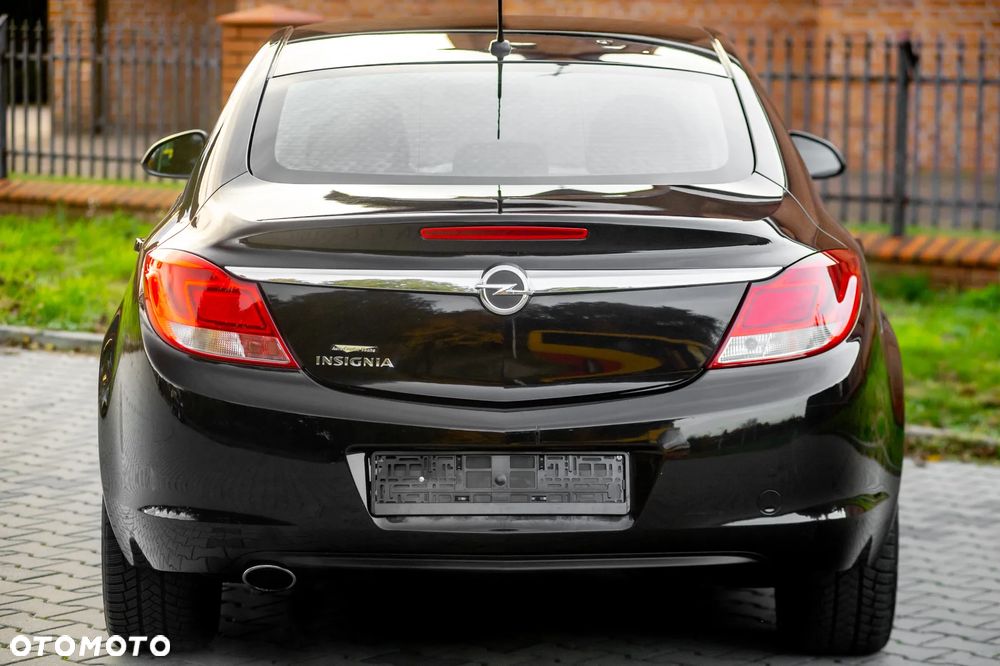 Opel Insignia 1.8 Innovation - 11