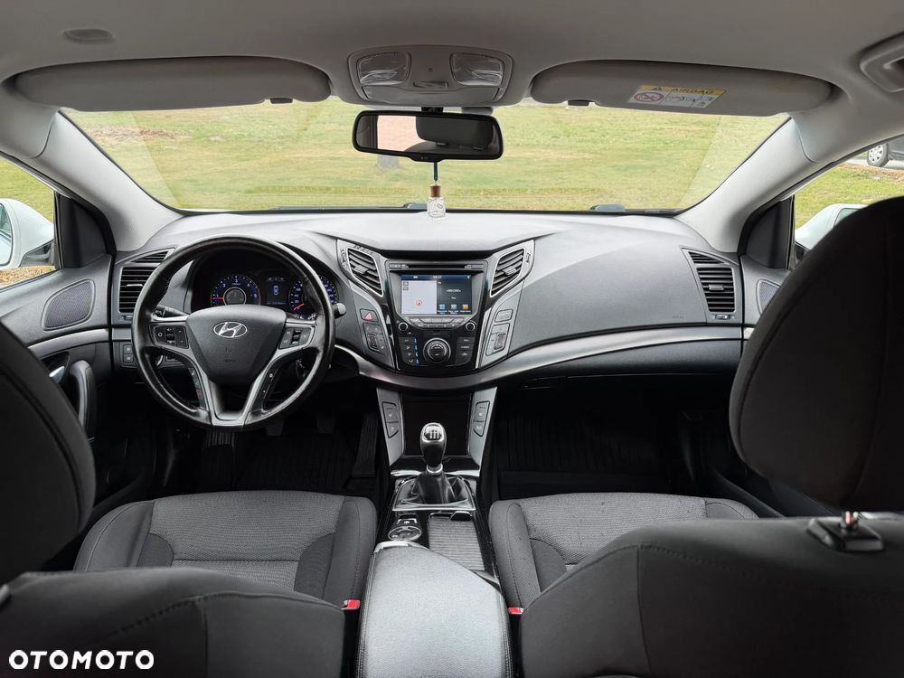 Hyundai i40 Kombi blue 1.7 CRDi Premium - 27