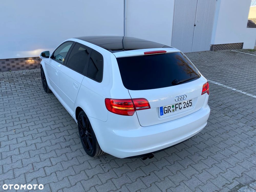 Audi A3 Sportback 1.4 TFSI Ambiente - 27