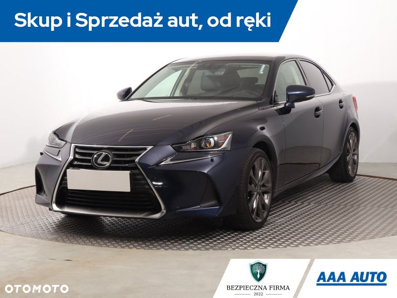 Lexus IS - 2