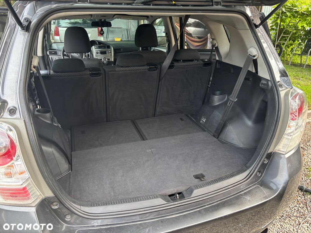 Toyota Verso - 12
