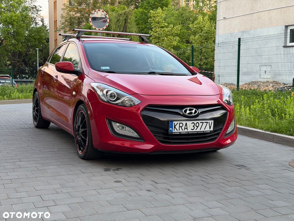 Hyundai i30 1.4 CRDi Advantage - 4