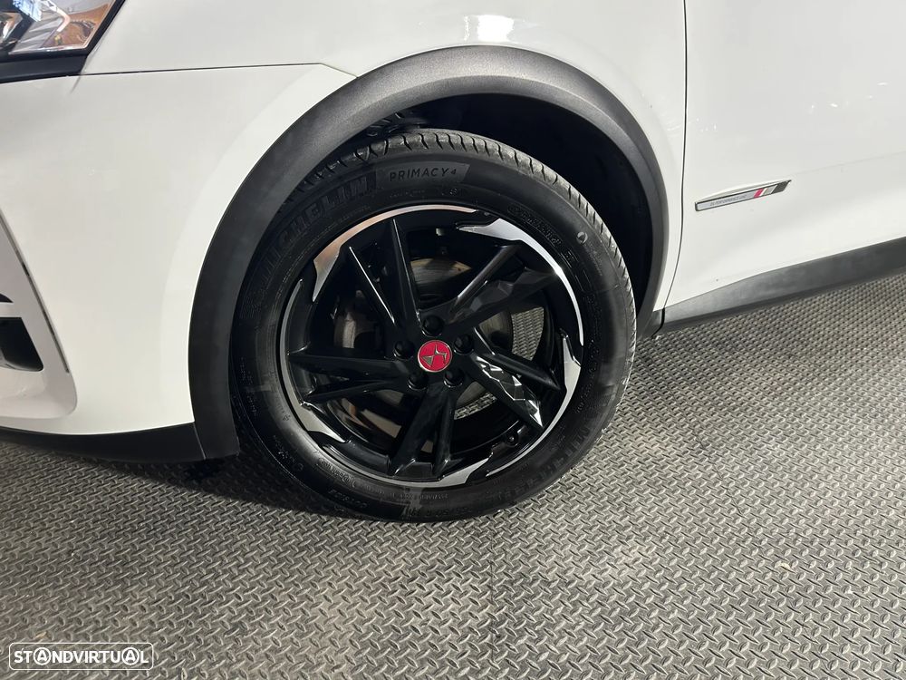 DS DS7 Crossback 1.5 BlueHDi Performance Line EAT8 - 5