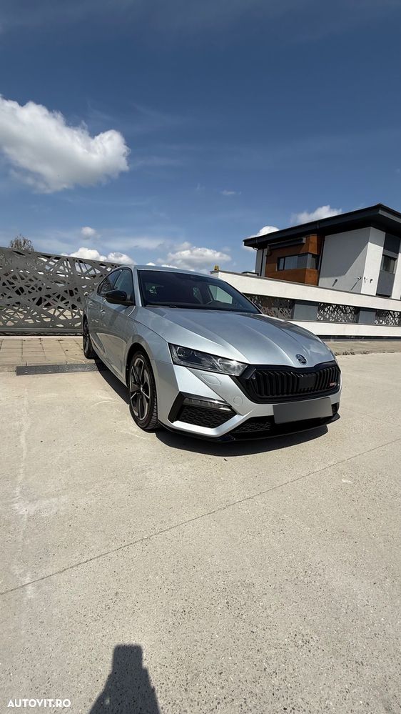 Skoda Octavia 2.0 TSI DSG RS - 1