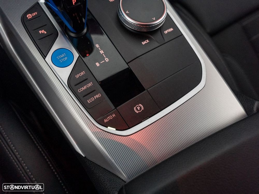 BMW i4 eDrive40 Pack Desportivo M - 26