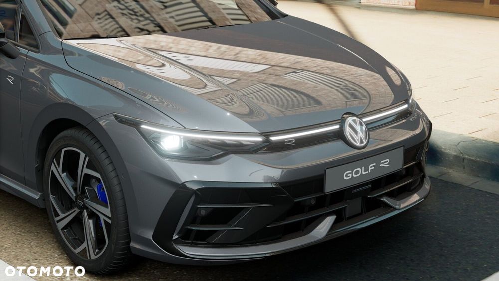 Volkswagen Golf - 6