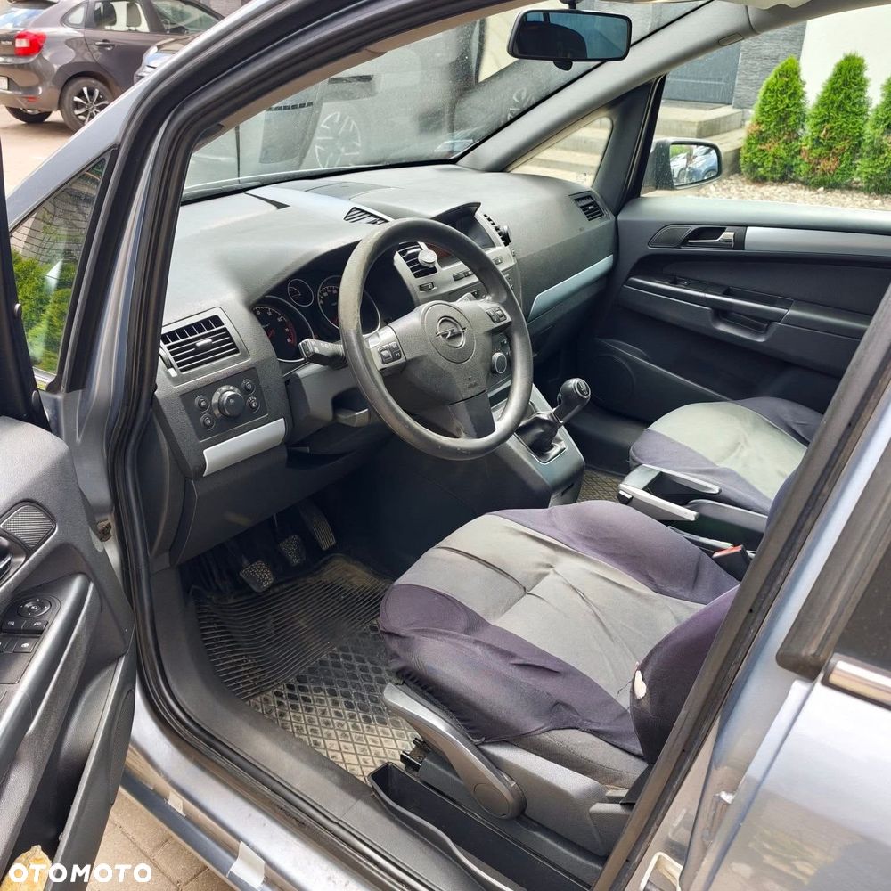 Opel Zafira 1.6 Enjoy - 12