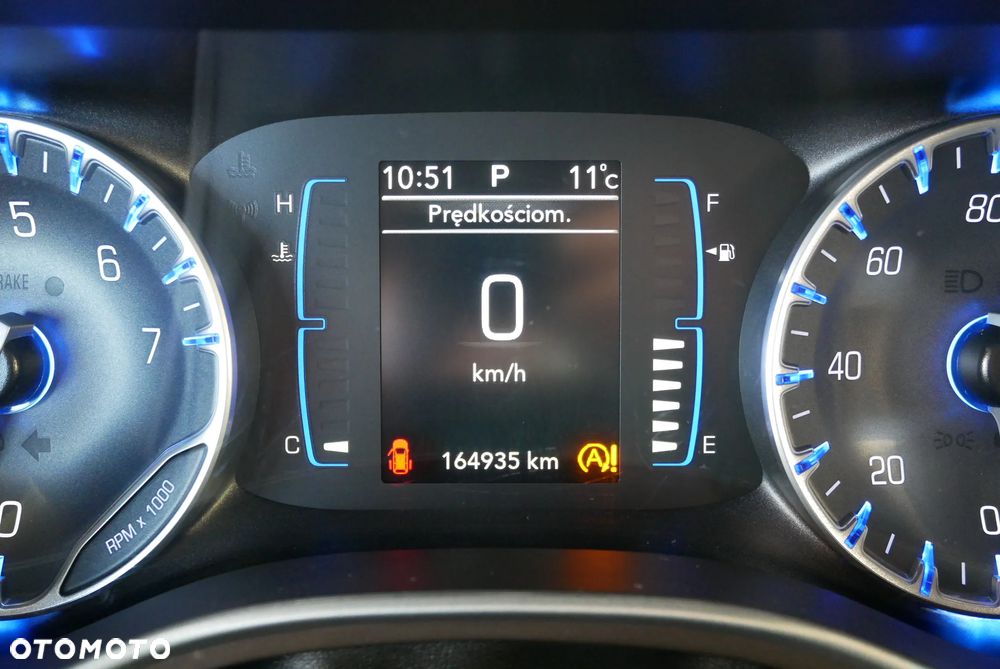 Chrysler Pacifica - 21