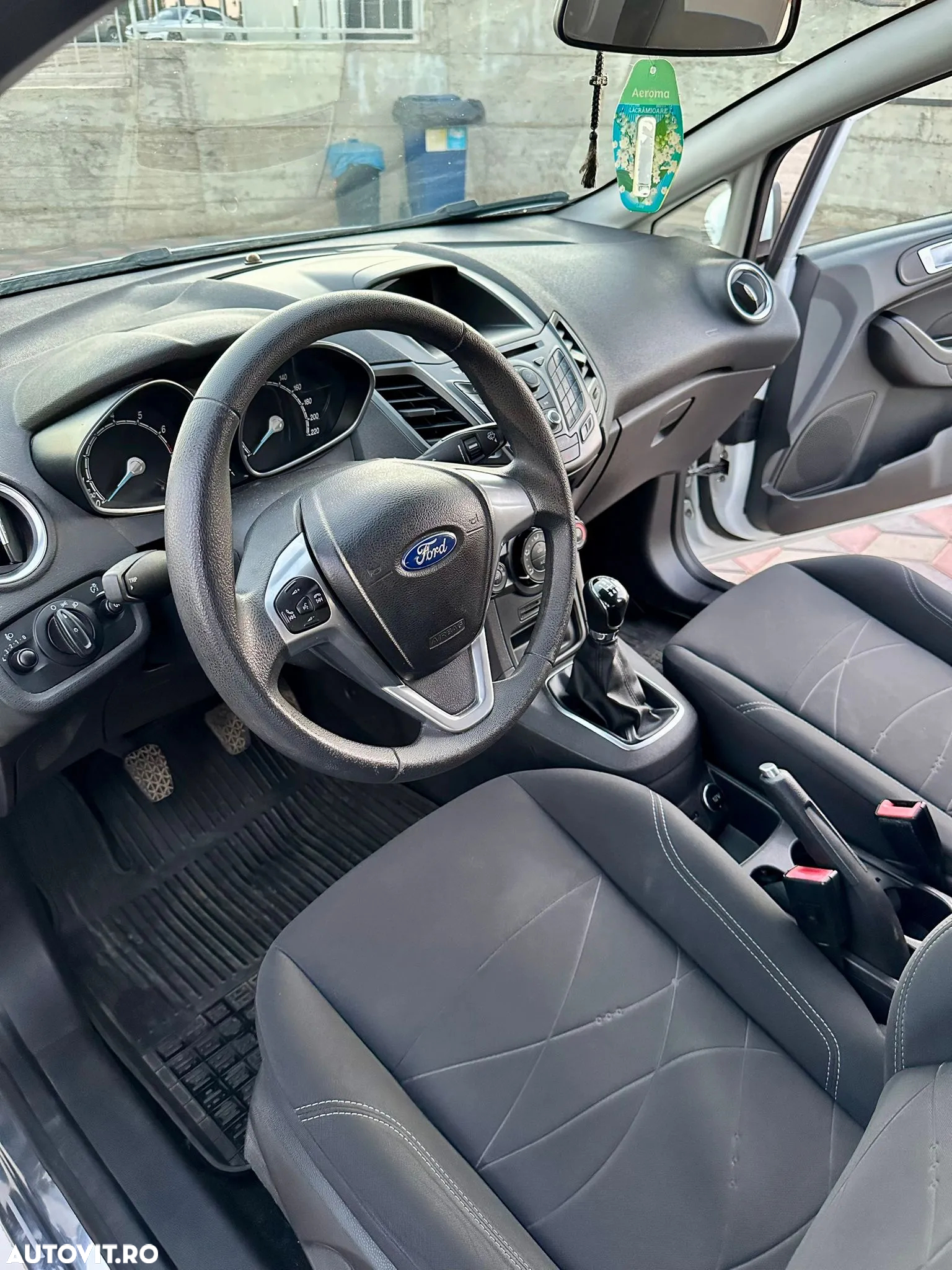 Ford Fiesta 1.0 Start Stop Titanium - 14