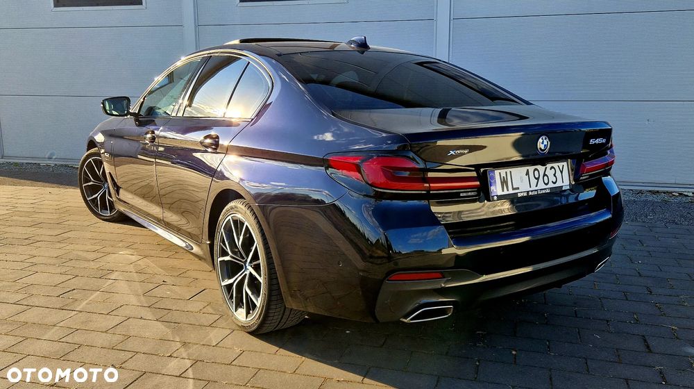 BMW Seria 5 545e xDrive M Sport sport - 11