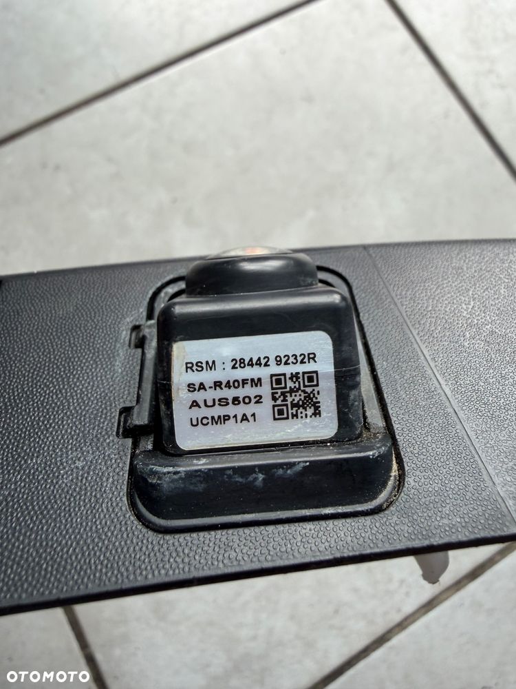 Listwa podświetlenia tablicy z kamerą cofania Renault Master IV 19- 284429232R 265126583R - 3