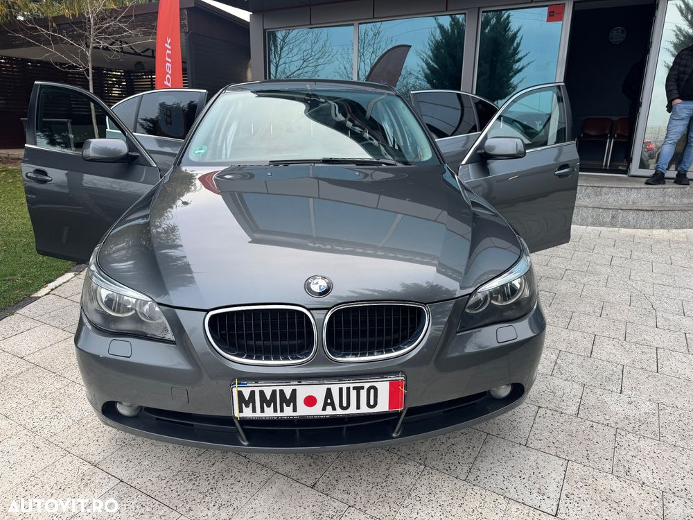 BMW Seria 5 525d Touring Aut. - 23