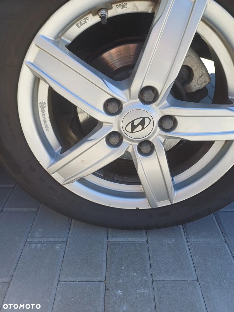 Hyundai i30 blue 1.6 CRDi Style - 3