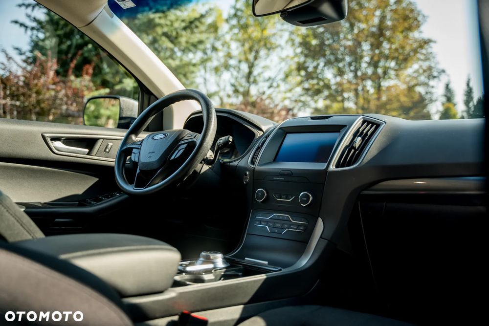 Ford Edge - 4