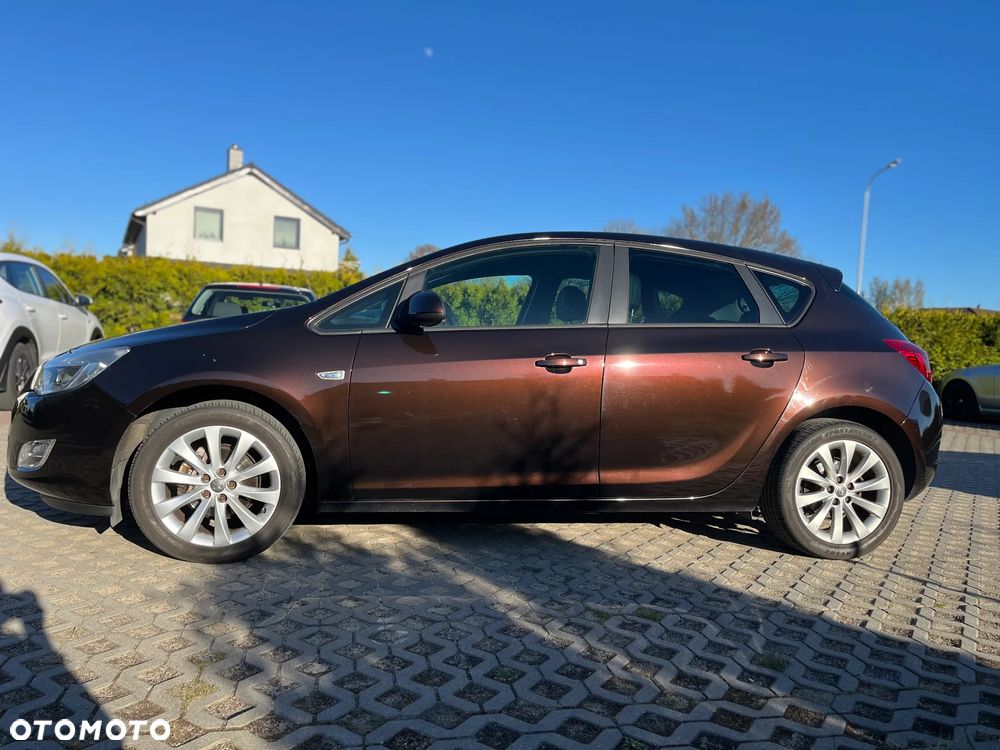 Opel Astra 1.4 Turbo - 4