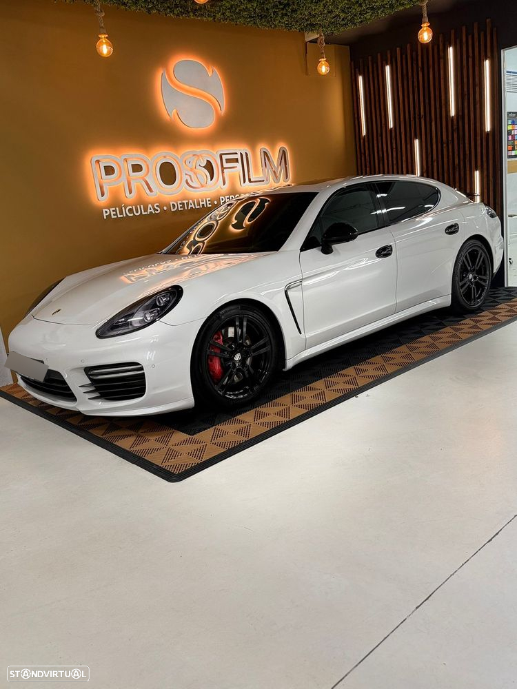 Porsche Panamera GTS PDK - 7