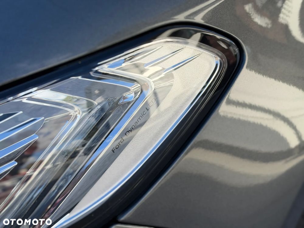 Ford Mondeo 2.0 EcoBlue Titanium - 39