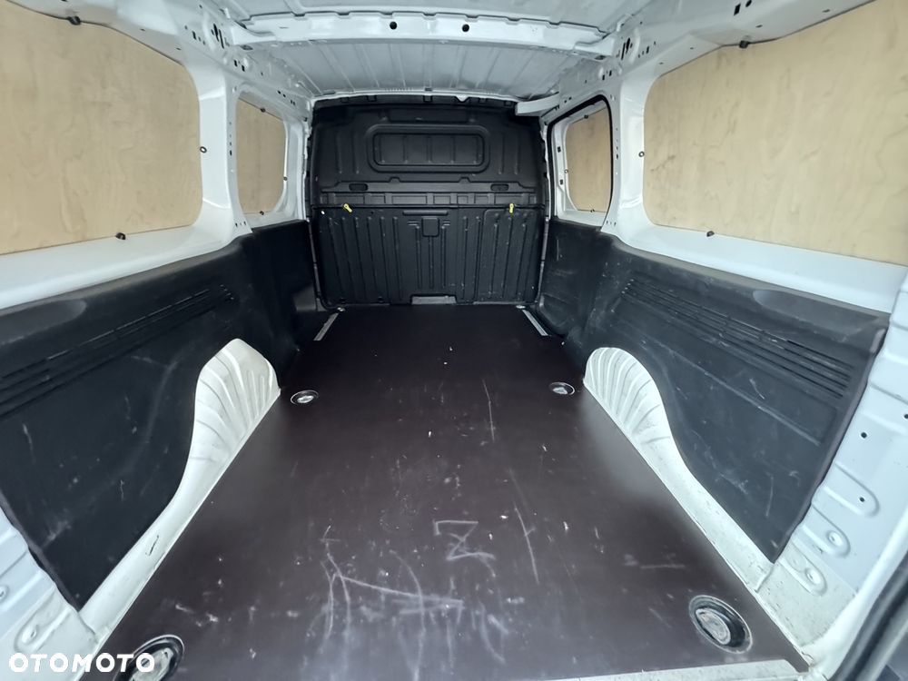 Opel COMBO L2 MAXI LONG XL - 11