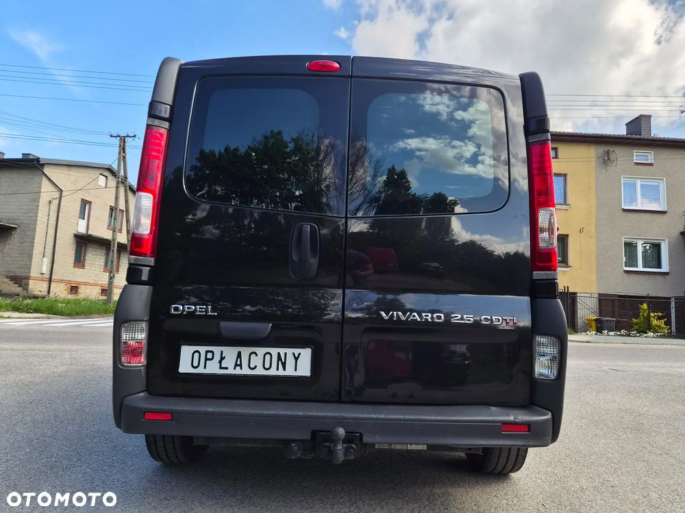 Opel Vivaro - 17