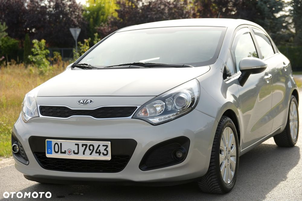 Kia Rio - 20