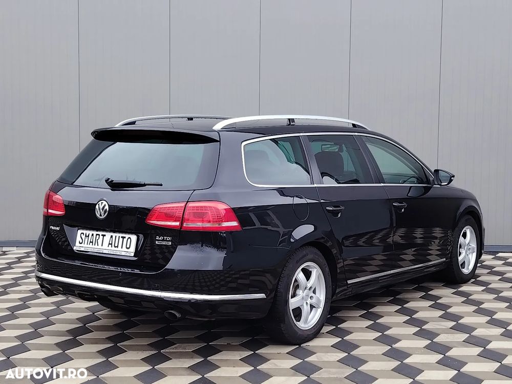 Volkswagen Passat - 4