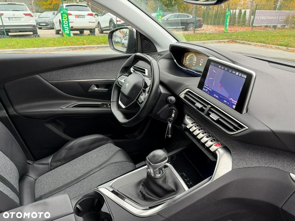 Peugeot 3008 BlueHDi 120 Stop & Start Style - 33