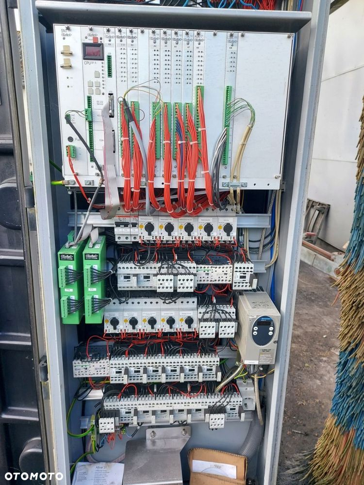 Osprzęt elektryczny elektroniczny myjnia samochodowa ATV 31 Altivar 31 - 4