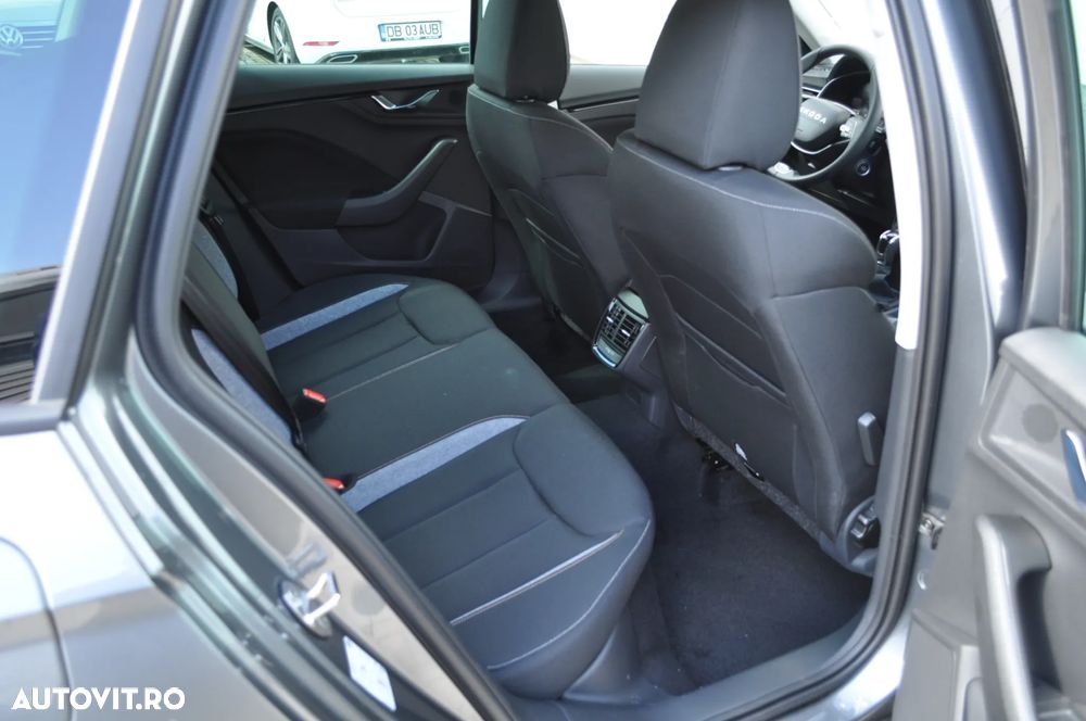 Skoda Kamiq 1.0 TSI DSG Selection - 22