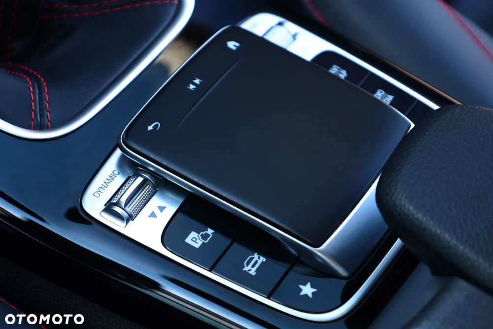 Mercedes-Benz Klasa A 200 Advanced AMG Line - 33