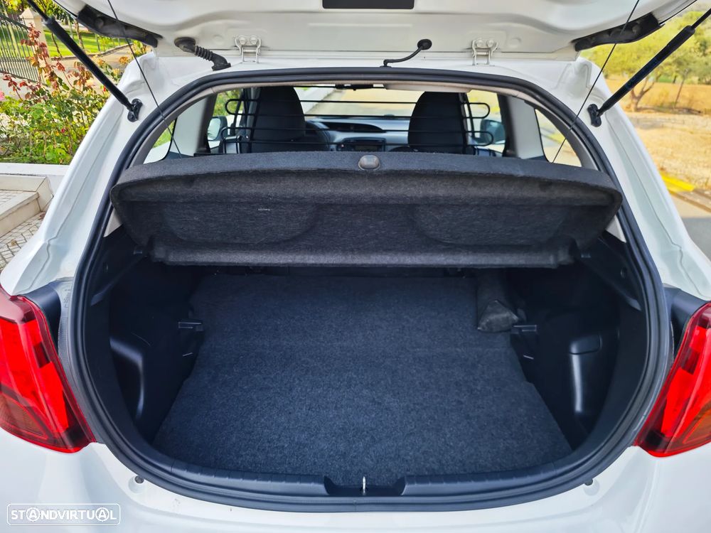 Toyota Yaris Bizz 1.4 D-4D IVA Dedutível - 6