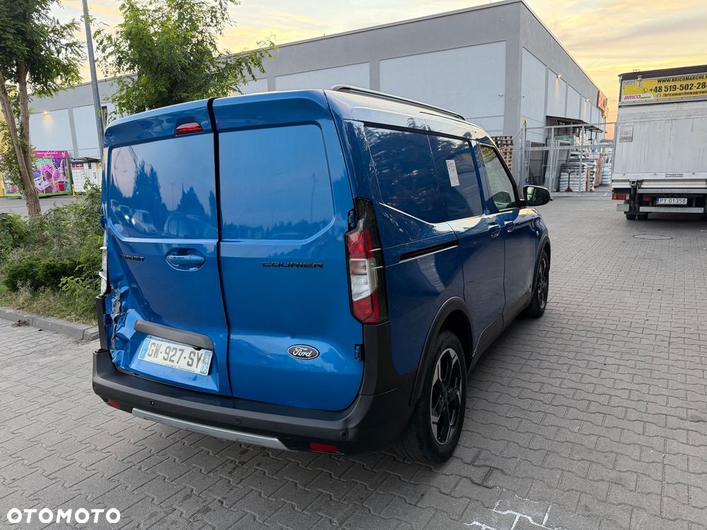 Ford TRANSIT COURIER - 3