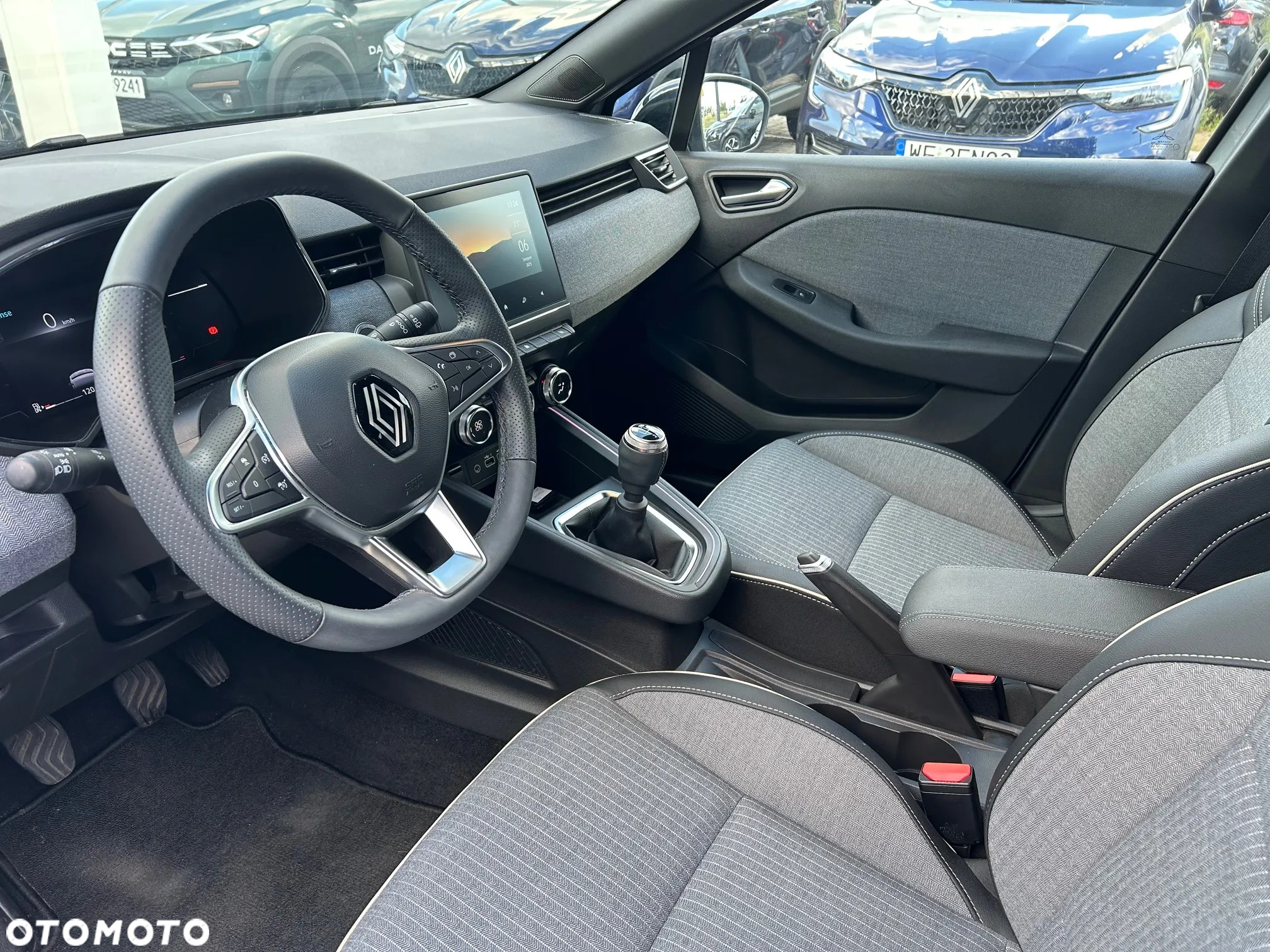 Renault Clio 1.0 TCe Techno - 10