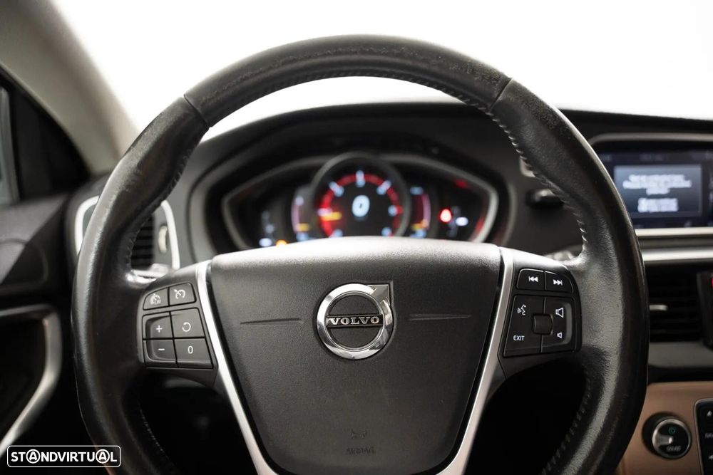 Volvo V40 Cross Country 2.0 D2 Momentum - 15