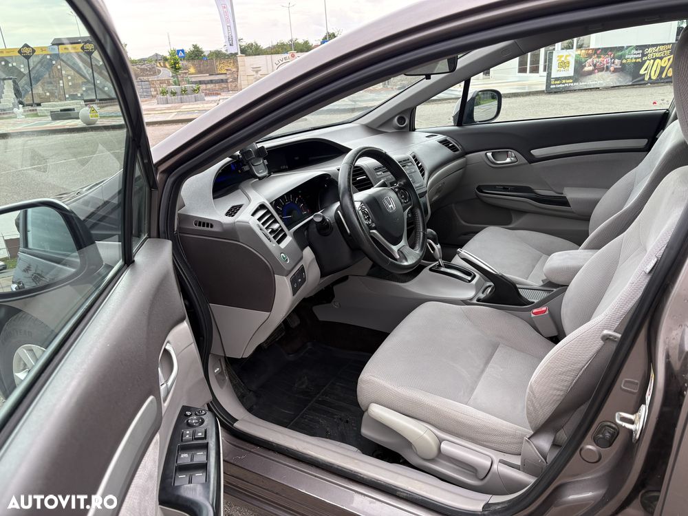 Honda Civic 1.8 i-VTEC Automatik Comfort - 14
