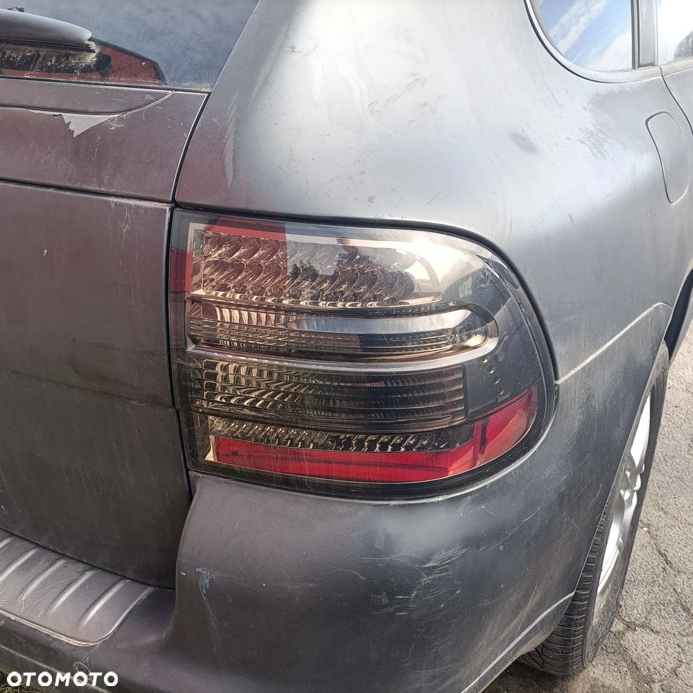 Porsche Cayenne - 30