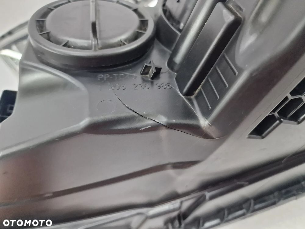 SKODA OCTAVIA 3 III 5E0 12- LEWA / PRAWA ZWYKŁA LAMPA PRZEDNIA PRZÓD , NR 5E1941016 / 5E1941015 , NR AUKCJI LA261 - 10
