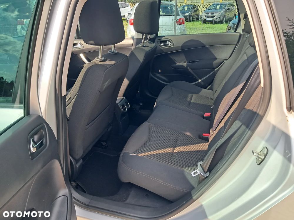 Peugeot 308 e-HDi FAP 115 Stop&Start Business Line Niveau 1 - 23