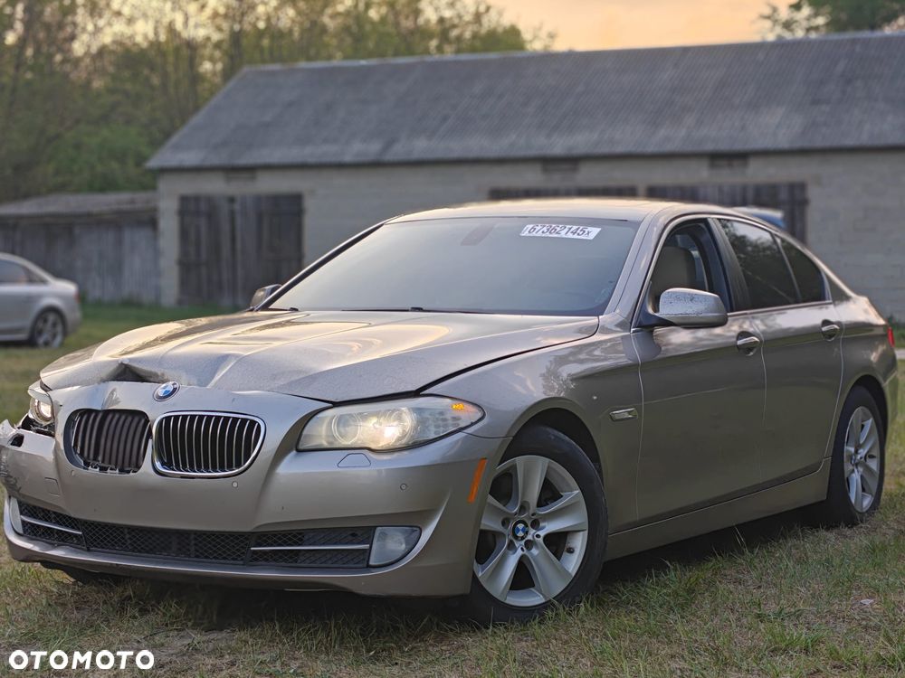 BMW Seria 5 528i Luxury Line - 7