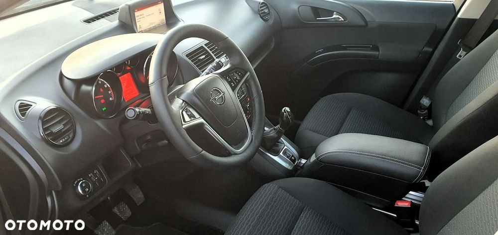 Opel Meriva - 12
