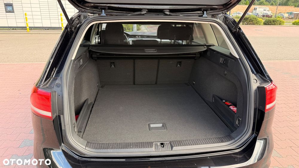 Volkswagen Passat 1.8 TSI BMT Comfortline DSG - 27