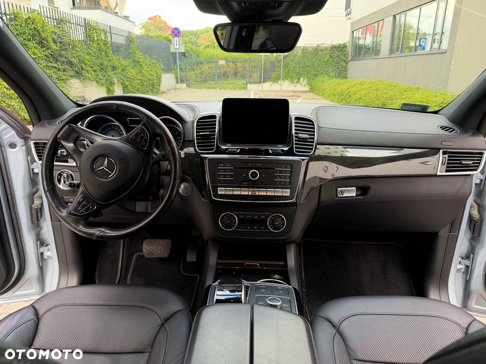 Mercedes-Benz GLE 350 d 4Matic 9G-TRONIC AMG Line - 26