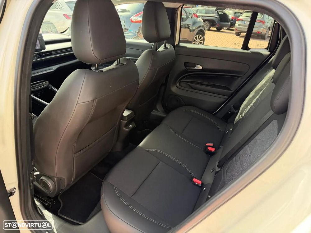 Jeep Avenger 1.2 e-Hybrid Altitude DCT - 16