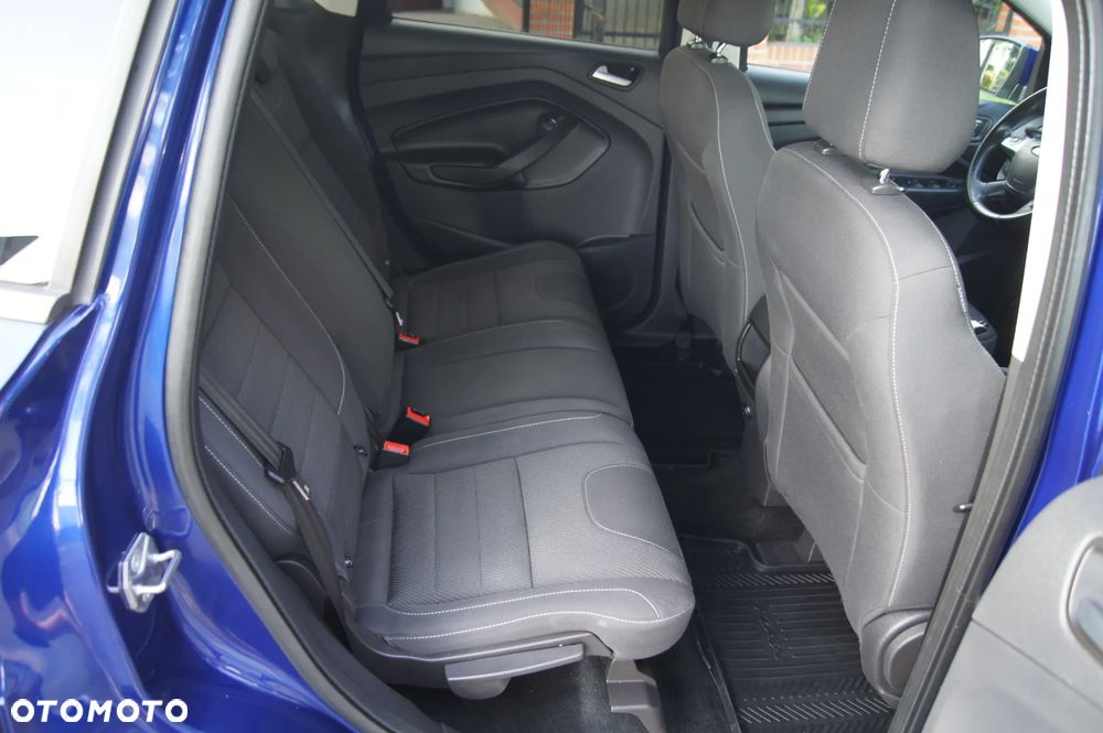 Ford Kuga 1.5 EcoBoost 2x4 Trend - 22