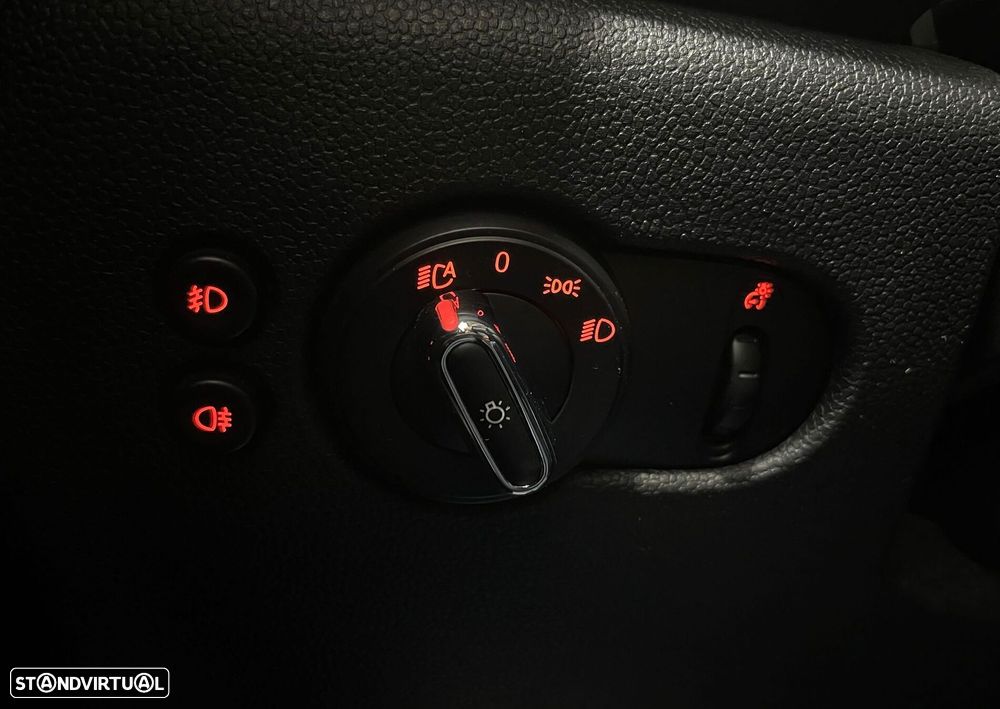 MINI 5 Portas Cooper D - 35