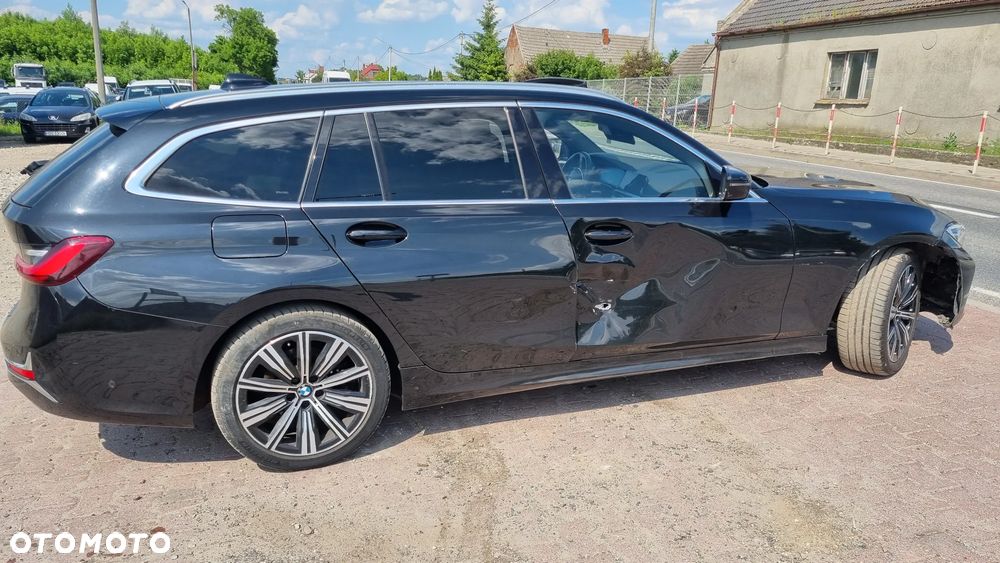 BMW Seria 3 320d Luxury Line Purity sport - 2