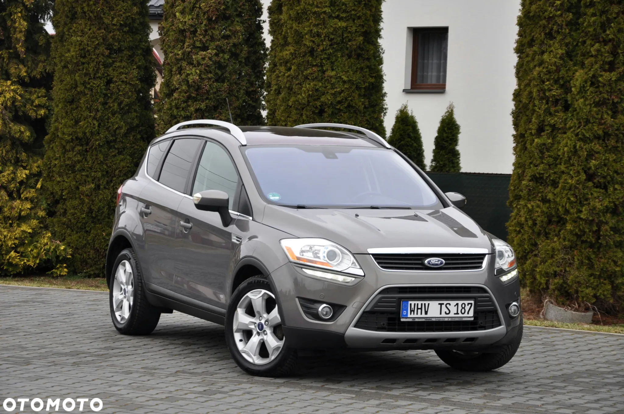 Ford Kuga 2.0 TDCi 4x4 Titanium - 2