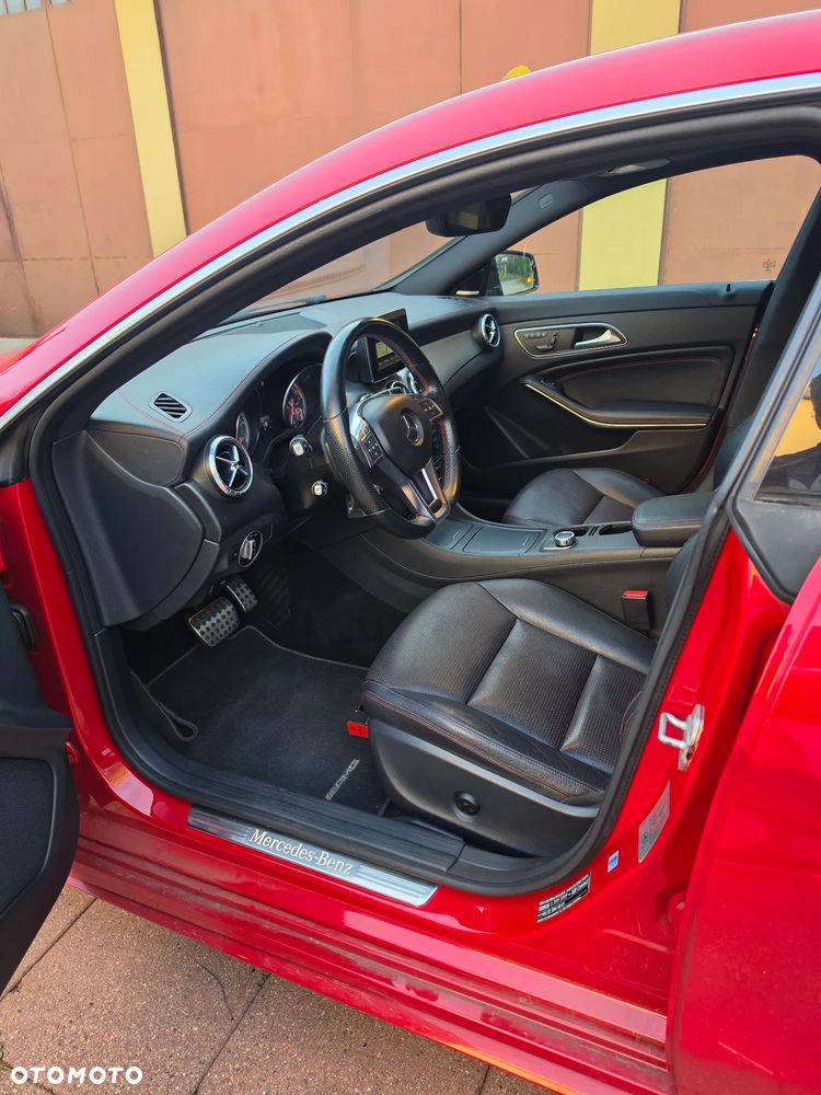 Mercedes-Benz CLA - 9